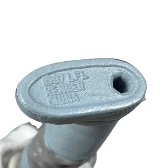 Vintage Star Wars Darth Vader & AT-AT Driver Action Figures 1997 Lot of 2 - Picture 6 of 7